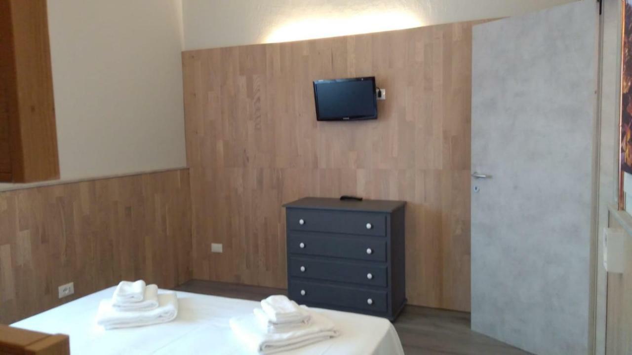 Garbini Alla Fiera Verona Exteriör bild