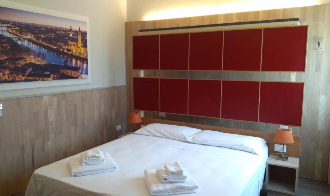 Garbini Alla Fiera Verona Exteriör bild